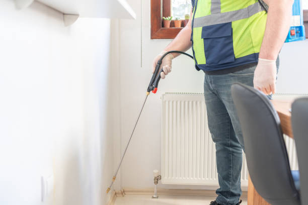 Best Best Pest Control Companies  in Ronceverte, WV